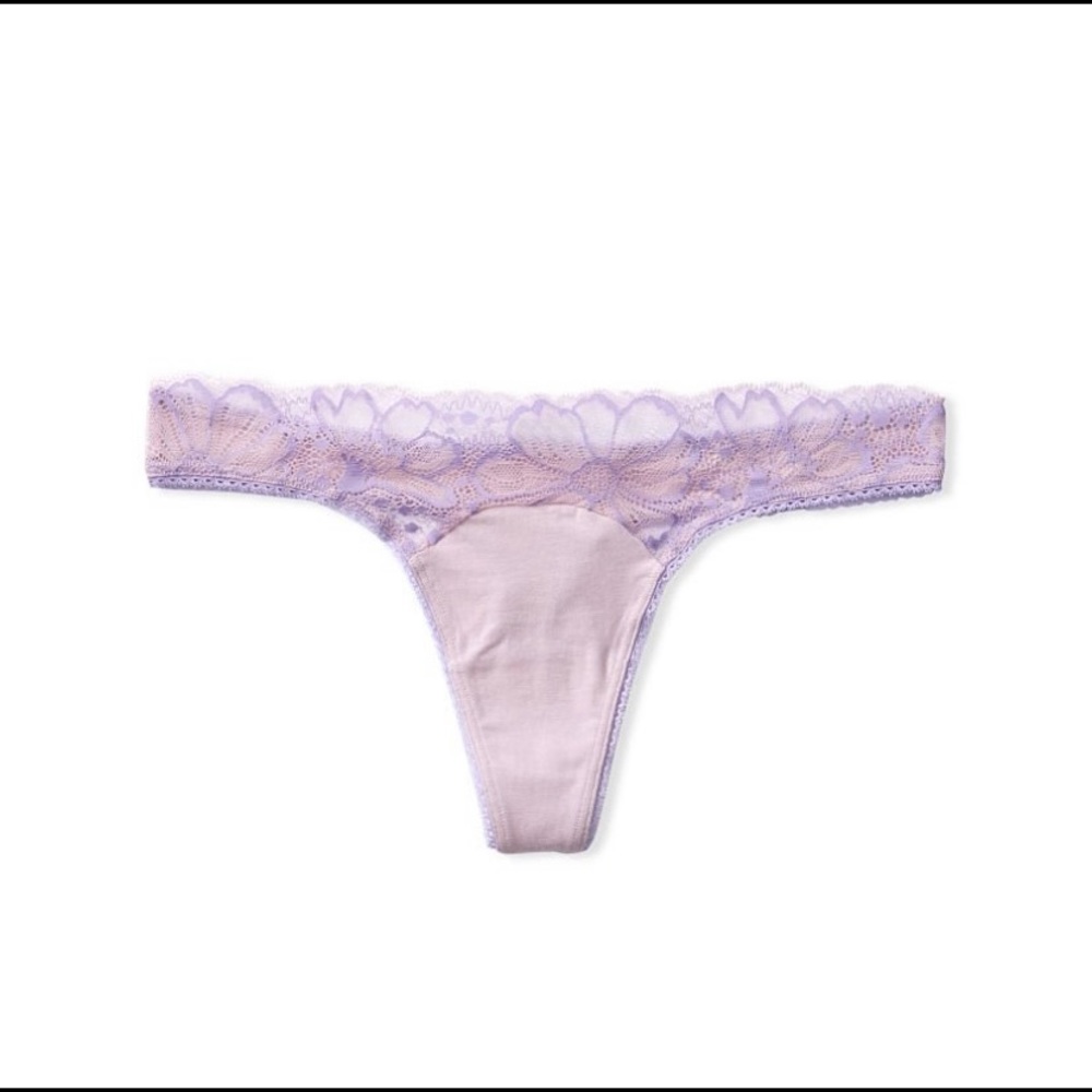 NEW Victoria’s Secret Lace Detail Thong